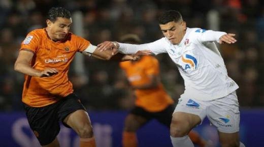 فريق نهضة بركان ينهزم بميدانه أمام الرجاء البيضاوي