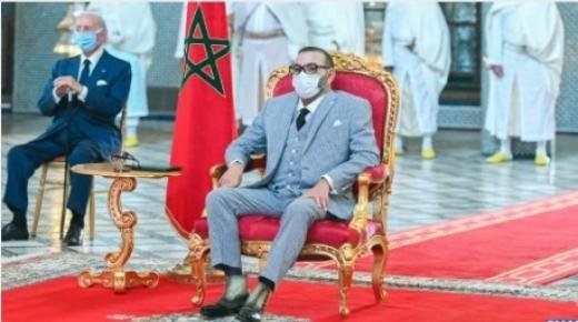 الملك محمد السادس يترأس بفاس حفل إطلاق وتوقيع اتفاقيات تصنيع وتعبئة اللقاح المضاد لكوفيد-19 ولقاحات أخرى بالمغرب