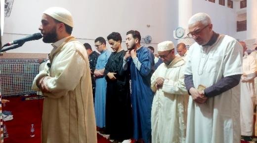 إحياء ليلة القدر بمسجد المعراج ببركان في أجواء روحانية مع صاحب الصوت الشجي المقرئ عبد الصمد إبراهيمي