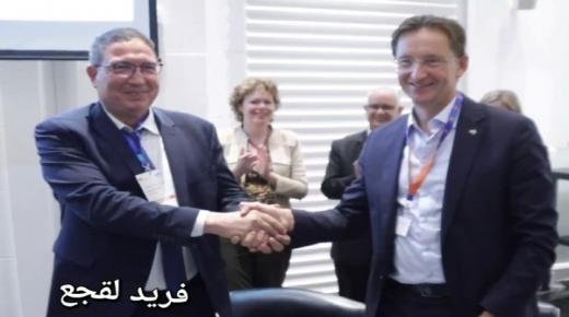 فريد لقجع شقيق فوزي لقجع يوقع إتفاقية حول تعزيز التعاون في مجالات التدبير المستدام للموارد المائية بين المملكة المغربية والهولندية