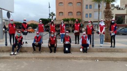 الهلال الأحمر المغربي يواصل حملاته التوعوية ضد فيروس كورونا ببركان