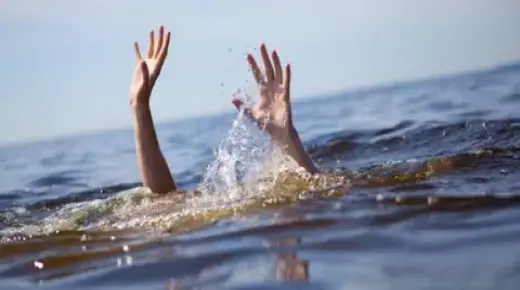 غرق شاب بشاطئ “تمرسات” إبن مدينة بركان يبلغ من العمر 19 سنة