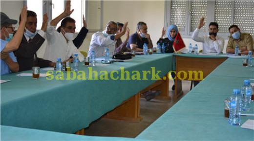 مرة أخرى .. إدارية وجدة ترفض تجريد 03 أعضاء “تجمعيين” بالمجلس الجماعي لعين الحجر من عضويتهم