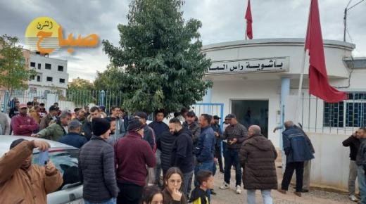 تحت شعار:”الباشا سير فحالك رأس الماء ماشي ديالك”،ساكنة قابوياو تطالب برحيل باشا