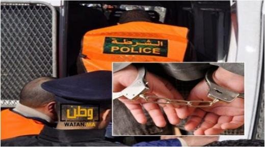 إلقاء القبض على المشتبه فيه الرئيسي في جريمة قتل شاب بإحدى مقاهي أحفير