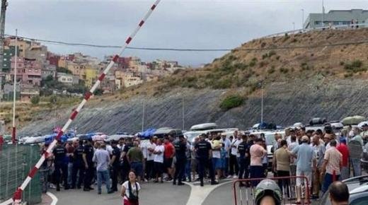 الاكتظاظ وطول الطوابير بالموانئ الإسبانية الجنوبية يؤرق إفراد الجالية