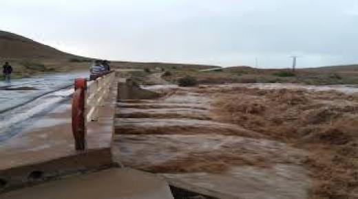 هيجان واد بورديم بفعل التساقطات التي شهدتها المنطقة الشرقية