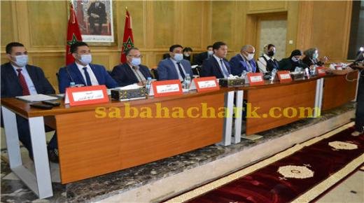 المصادقة على النظام الداخلي لمجلس جهة الشرق