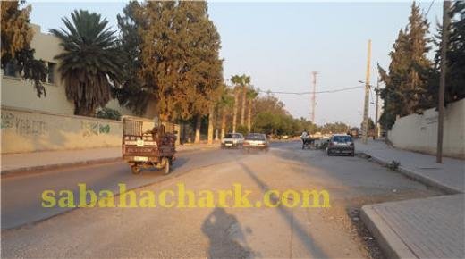 العيون سيدي ملوك : استياء بسبب توقف الأشغال بشارع الدار البيضاء لمدة طويلة