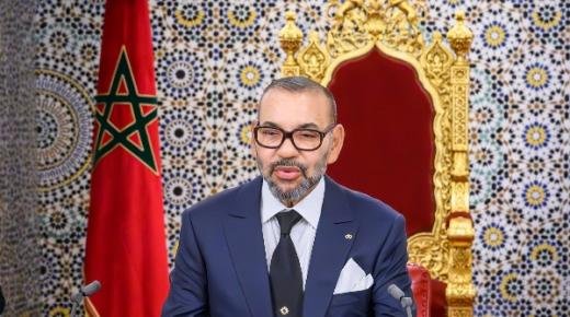 الملك محمد السادس يترأس جلسة عمل لتفعيل البرنامج الاستعجالي لإعادة إيواء ضحايا الزلزال