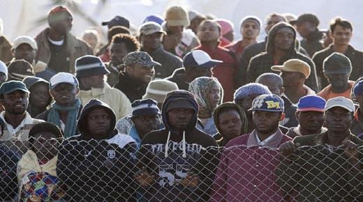 بعد واقعة اقتحام المهاجرين الأفارقة السياج الحدودي .. حكومة مليلية المحتلة تطلب تعزيزات أمنية إضافية